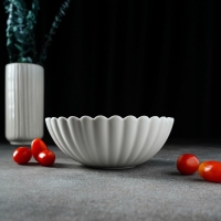 Салатник фарфоровый Magistro &laquo;Цветок&raquo;, 0,45 л, d=16 см, цвет белый