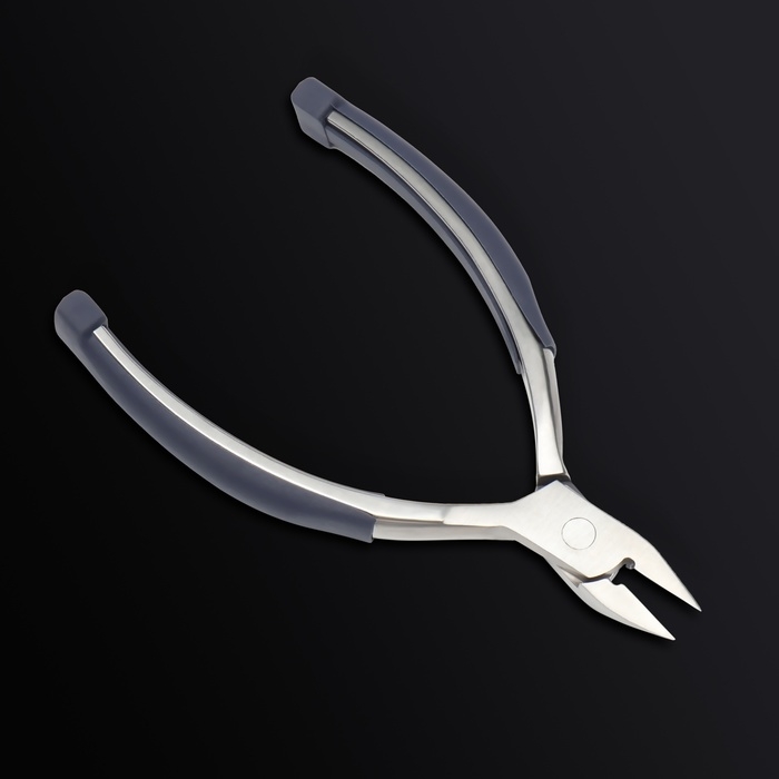 Кусачки педикюрные «Premium», скрытая пружина, прорезиненные ручки, 12,3 см, длина лезвия - 13 мм, цвет серебристый/серый Кусачки педикюрные «Premium», скрытая пружина, прорезиненные ручки, 12,3 см, длина лезвия - 13 мм, цвет серебристый/серый