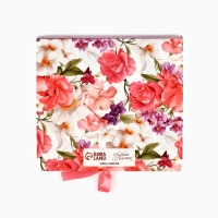 Коробка под 9 конфет с ячейками «Самой прекрасной» 14.5 х 13.5 х 3.5 см Коробка под 9 конфет с ячейками «Самой прекрасной» 14.5 х 13.5 х 3.5 см