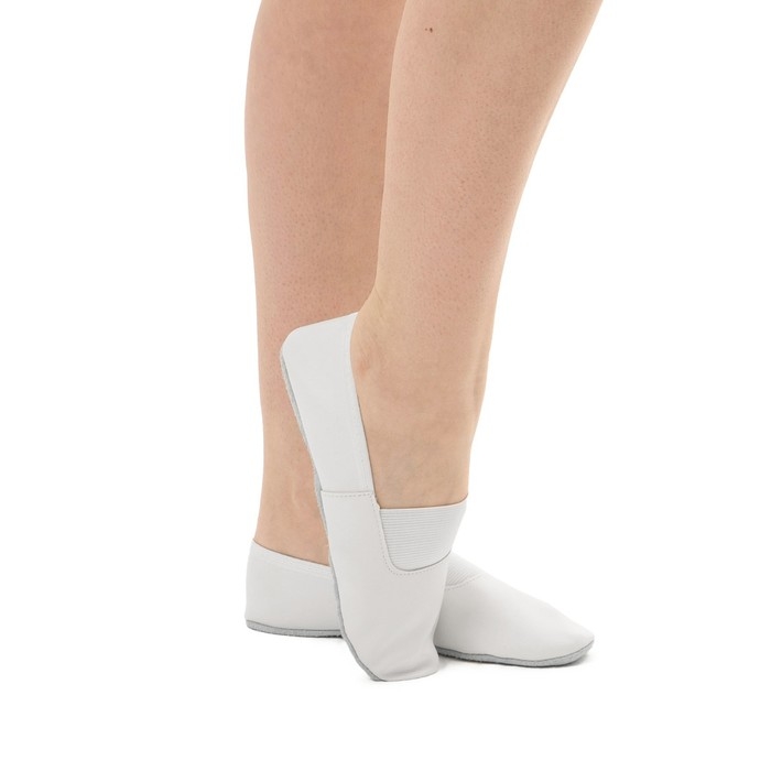 Чешки комбинированные, р. 28,5, длина стопы 17,7 см, цвет белый Чешки комбинированные, р. 28,5, длина стопы 17,7 см, цвет белый