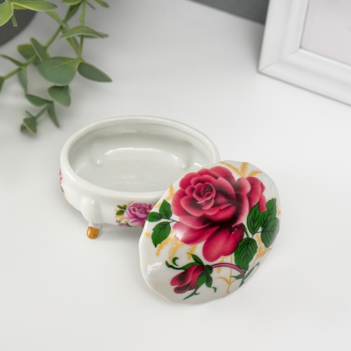 Шкатулка керамика на ножках Шкатулка керамика на ножках "Роза" 6,1х7,7х4,8 см