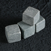 Новый год. Камни для виски в деревянной шкатулке с крышкой &laquo;Наклюкаешься&raquo;, 4 шт