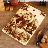 Доска из массива кедра &laquo;Медведь&raquo;, большая, прямоугольная, 23 &times; 35 см