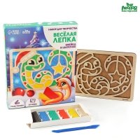 Аппликация пластилином на новый год &laquo;Змея в шапочке&raquo;, новогодний набор для творчества, символ года 2025