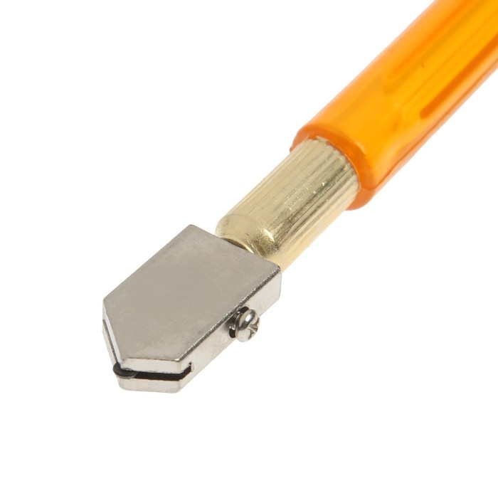 Стеклорез ТУНДРА, масляный, пластиковая рукоятка Стеклорез ТУНДРА, масляный, пластиковая рукоятка