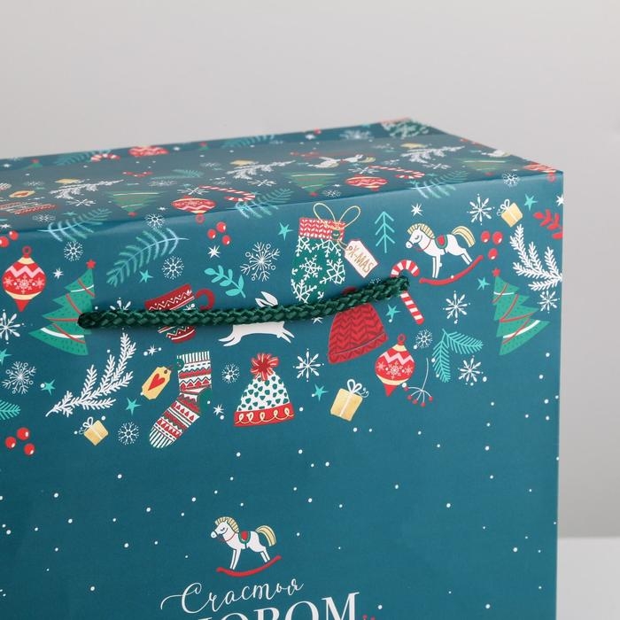 Пакет-коробка &laquo;Счастья в Новом году&raquo;, 23 х 18 х 11 см, Новый год