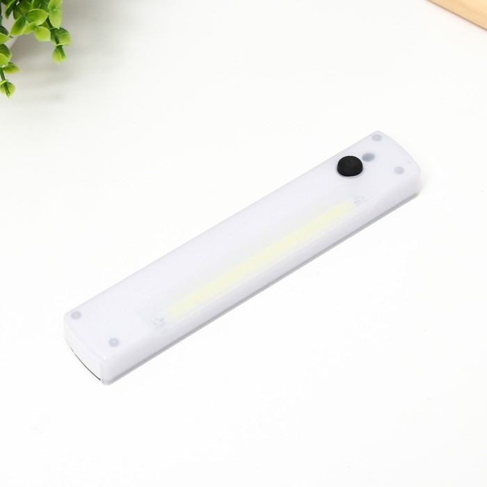 Светильник Светильник "Мирбис" LED 3Вт 3ААА белый 18,5х3,5х2см BayerLux