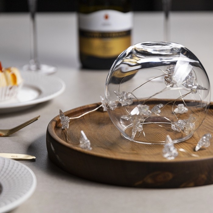 Гирлянда &laquo;Нить&raquo; 2 м роса с насадками &laquo;Снежная ёлочка&raquo;, IP20, серебристая нить, 20 LED, 2 режима, батарейки ААх2 (нет в комплекте), свечение белое