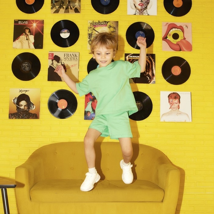 Комплект детский (футболка, шорты) KAFTAN Комплект детский (футболка, шорты) KAFTAN "Basic line" размер 30 (98-104), цвет зелёный