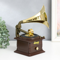 Шкатулка музык граммофон механич 15*20,5*25,5 см Шкатулка музык граммофон механич 15*20,5*25,5 см
