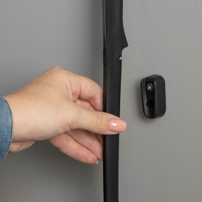 Ложка для обуви с магнитным держателем, 61,5×4,1×2 см, цвет черный Ложка для обуви с магнитным держателем, 61,5×4,1×2 см, цвет черный