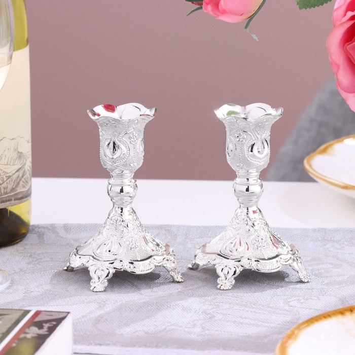 Набор из 2 подсвечников, 7,5 х 7,5 х 10 см Набор из 2 подсвечников, 7,5 х 7,5 х 10 см