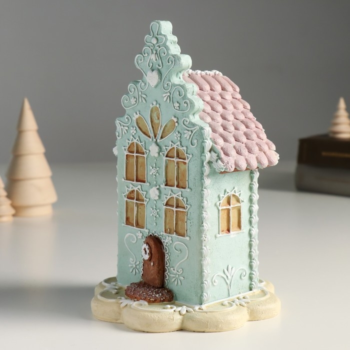 Сувенир полистоун "Пряничный домик голубой с розовой крышей" 13х13х20 см