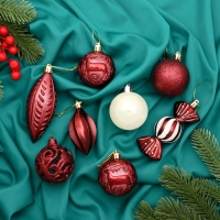 Набор украшений пластик 28 шт "Торжество" белый красный