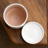 Горшок цветочный "Афродита белый" 1,7 л Горшок цветочный "Афродита белый" 1,7 л