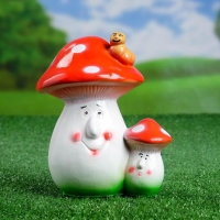 Садовая фигура "Два мухомора" 19х16х13см Садовая фигура "Два мухомора" 19х16х13см