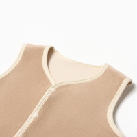 Жилетка флисовая детская Collorista, цв. бежевый, рост 98 см