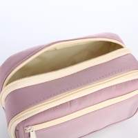 Косметичка на молниях, цвет сиреневый Косметичка на молниях, цвет сиреневый