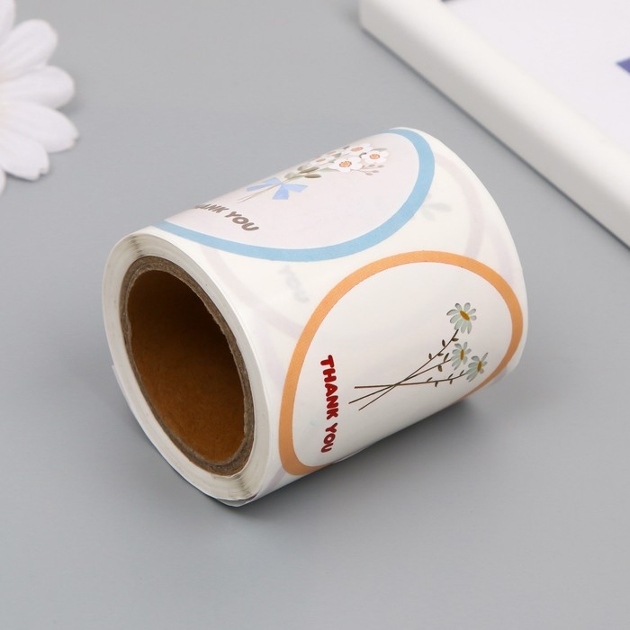 Наклейка бумага Наклейка бумага "Благодарность. Букеты" 5х6 см 120 шт в рулоне 5,5х5,5х6,5 см