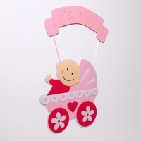 Декоративное украшение (подвеска) "IT'S A GIRL" 32х32х43 см Декоративное украшение (подвеска) "IT'S A GIRL" 32х32х43 см