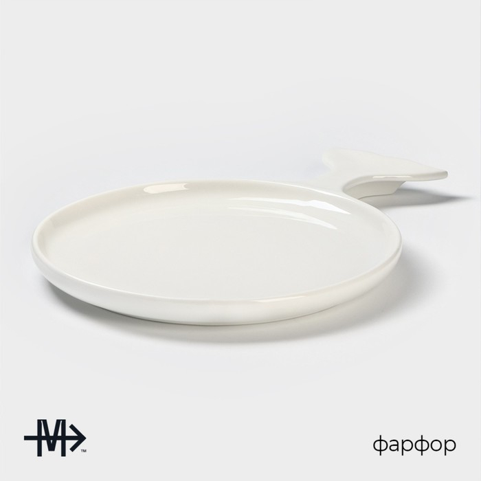 Блюдо фарфоровое сервировочное Magistro &laquo;Рыбка Бланш&raquo;, 28&times;20 см, цвет белый