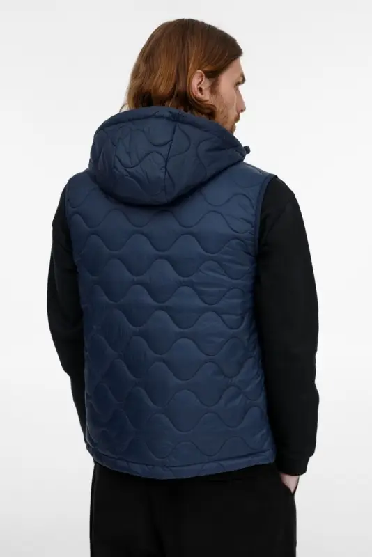 Жилет унисекс Tarnaby, темно-синий, размер XXL