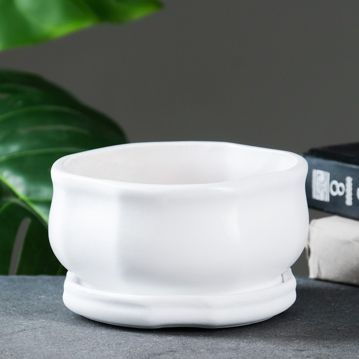 Горшок &laquo;Лилия&raquo; белое, 0 85 л/ 8,5х15 см