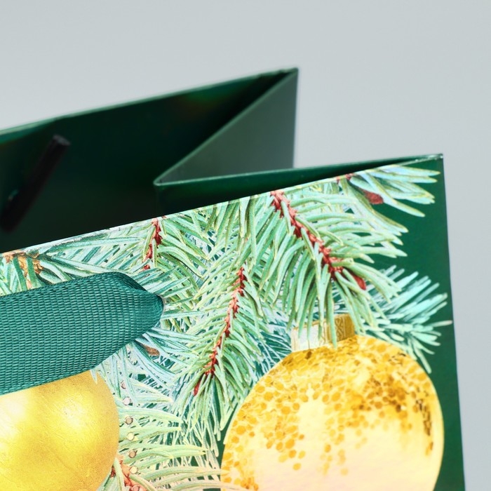 Пакет подарочный новогодний ламинированный «Елочная композиция», MS 18 х 23 х 10 см, Новый год Пакет подарочный новогодний ламинированный «Елочная композиция», MS 18 х 23 х 10 см, Новый год