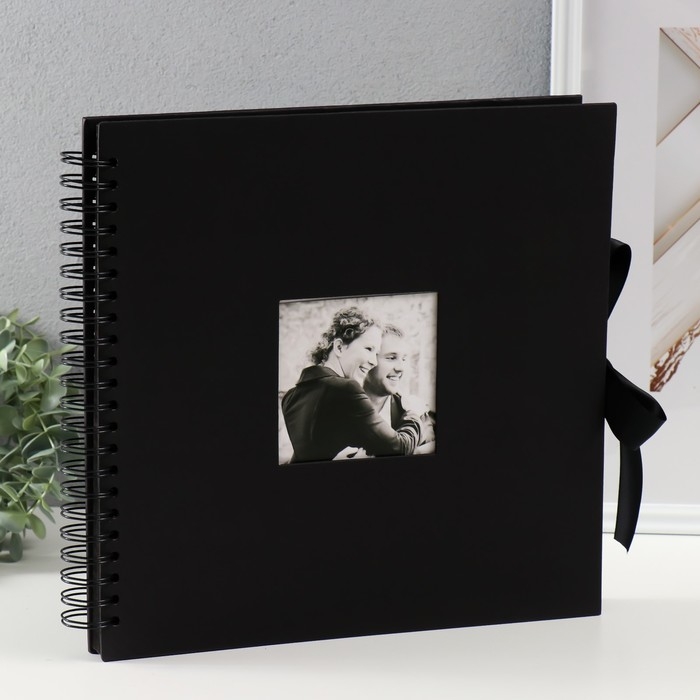 Фотоальбом 30 черных листов Фотоальбом 30 черных листов "Воспоминания" черный 31х32,5х3 см