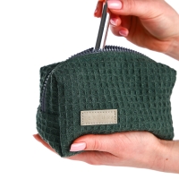 Косметичка на молнии TEXTURA, цвет зелёный Косметичка на молнии TEXTURA, цвет зелёный