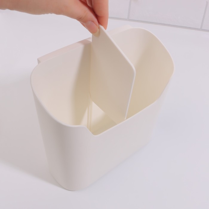 Органайзер для хранения &laquo;Нежность&raquo;, навесной, 2 секции, с клеевой основой, 16,7 &times; 6,9 см, цвет белый