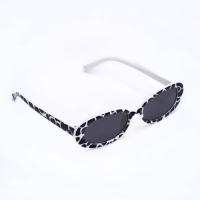 Очки солнцезащитные "OneSun", дужка 13.6 см, ширина 14.3 см, линза 5.3 х 3 см Очки солнцезащитные "OneSun", дужка 13.6 см, ширина 14.3 см, линза 5.3 х 3 см