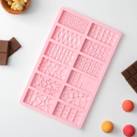 Форма для шоколада Доляна &laquo;Шоколадное ассорти&raquo;, силикон, 26,5&times;16,8&times;0,7 см, 12 ячеек, цвет розовый