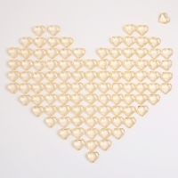 Сердечки пластиковые декоративные, набор 100 шт., размер 1 шт. — 2 × 2 см, цвет золотой Сердечки пластиковые декоративные, набор 100 шт., размер 1 шт. — 2 × 2 см, цвет золотой