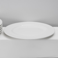 Набор тарелок фарфоровых обеденных Magistro Basic bistro, 6 предметов: d=27 см, цвет белый Набор тарелок фарфоровых обеденных Magistro Basic bistro, 6 предметов: d=27 см, цвет белый