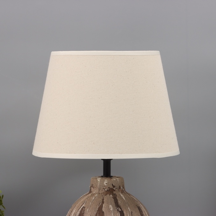 Лампа настольная "Луиза" 1х40Вт Е27 кофе со сливками 25х25х38,,5см