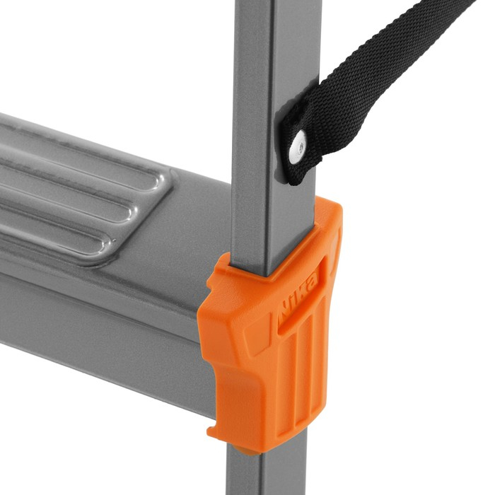 Стремянка Nika СМ7, металлическая, высота до рабочей площадки 1510 мм, 7 ступеней