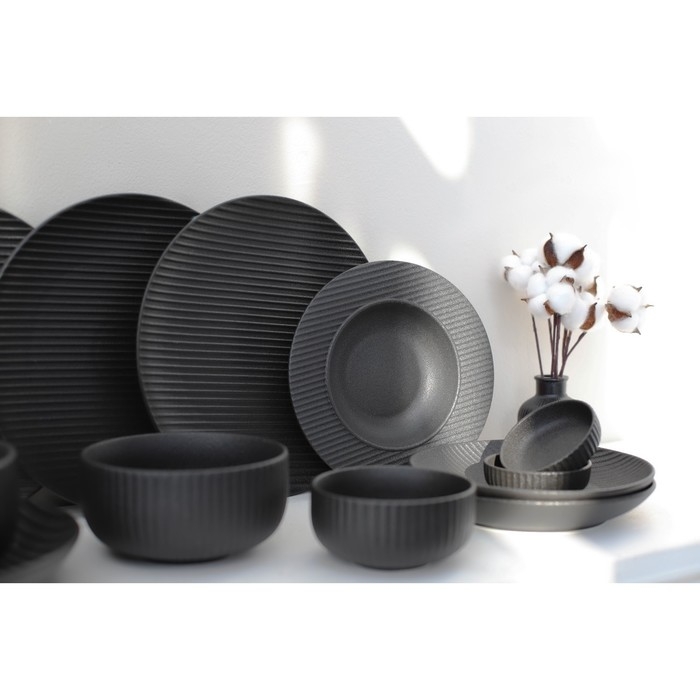 Тарелка фарфоровая для пасты Magistro Line, 250 мл, d=21,2 см, цвет чёрный Тарелка фарфоровая для пасты Magistro Line, 250 мл, d=21,2 см, цвет чёрный