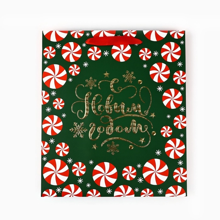 Пакет подарочный новогодний ламинированный &laquo;Новогодние чудеса&raquo;, тиснение, M 30 х 26 х 9 см, Новый год