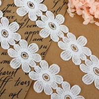 Кружево гипюровое, 55 мм × 9 ± 0,5 м, цвет белый Кружево гипюровое, 55 мм × 9 ± 0,5 м, цвет белый