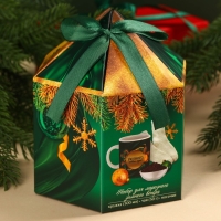 Подарочный набор &laquo;С новым годом&raquo;: чай, кружка, носки