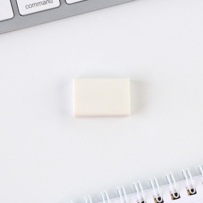 Подарочный набор на выпускной &laquo;Лучший выпускник&raquo; блокнот,ластик, 2 карандаша HB, значок,линейка