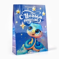 Пакет подарочный новогодний ламинированный &laquo;Змея 2025&raquo;, L 28 х 38 х 9 см
