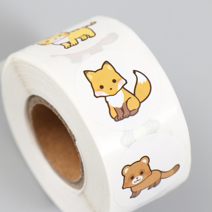 Наклейка бумага Наклейка бумага "Лесные звери" d=2,5 см 500 шт в рулоне 3х6,5х6,5 см