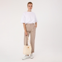 Сумка женская тоут на клапане, цвет белый