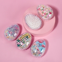 Расчёска - шейкер, 5,5 × 9 см, рисунок МИКС Расчёска - шейкер, 5,5 × 9 см, рисунок МИКС