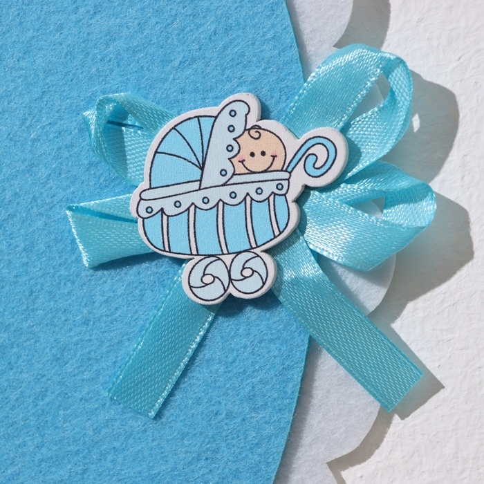 Декоративное украшение (подвеска) Декоративное украшение (подвеска) "Аист с мальчиком" 27х27х46 см, голубой