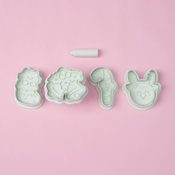 Плунжеры и печати кондитерские Доляна &laquo;Новый год&raquo;, 2 в1, набор 4 шт, пластик, белые