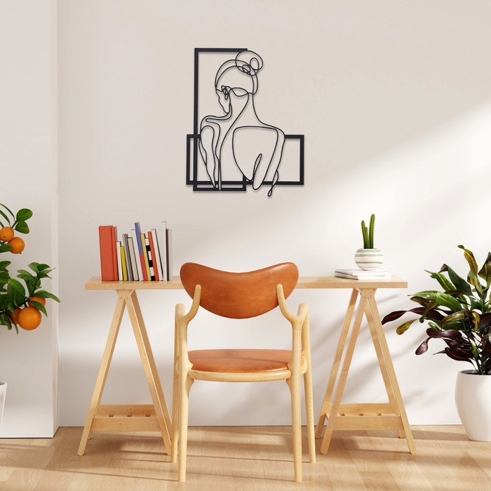 Декорация настенная для интерьера, панно на стену из дерева Декорация настенная для интерьера, панно на стену из дерева "Девушка", 44 х 55 см