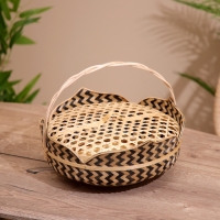 Корзинка с крышкой плетёная, из бамбука 30х30х20 см